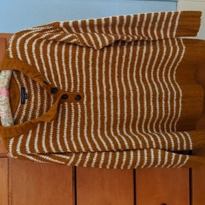 American Eagle sweater henley rust white stripe small